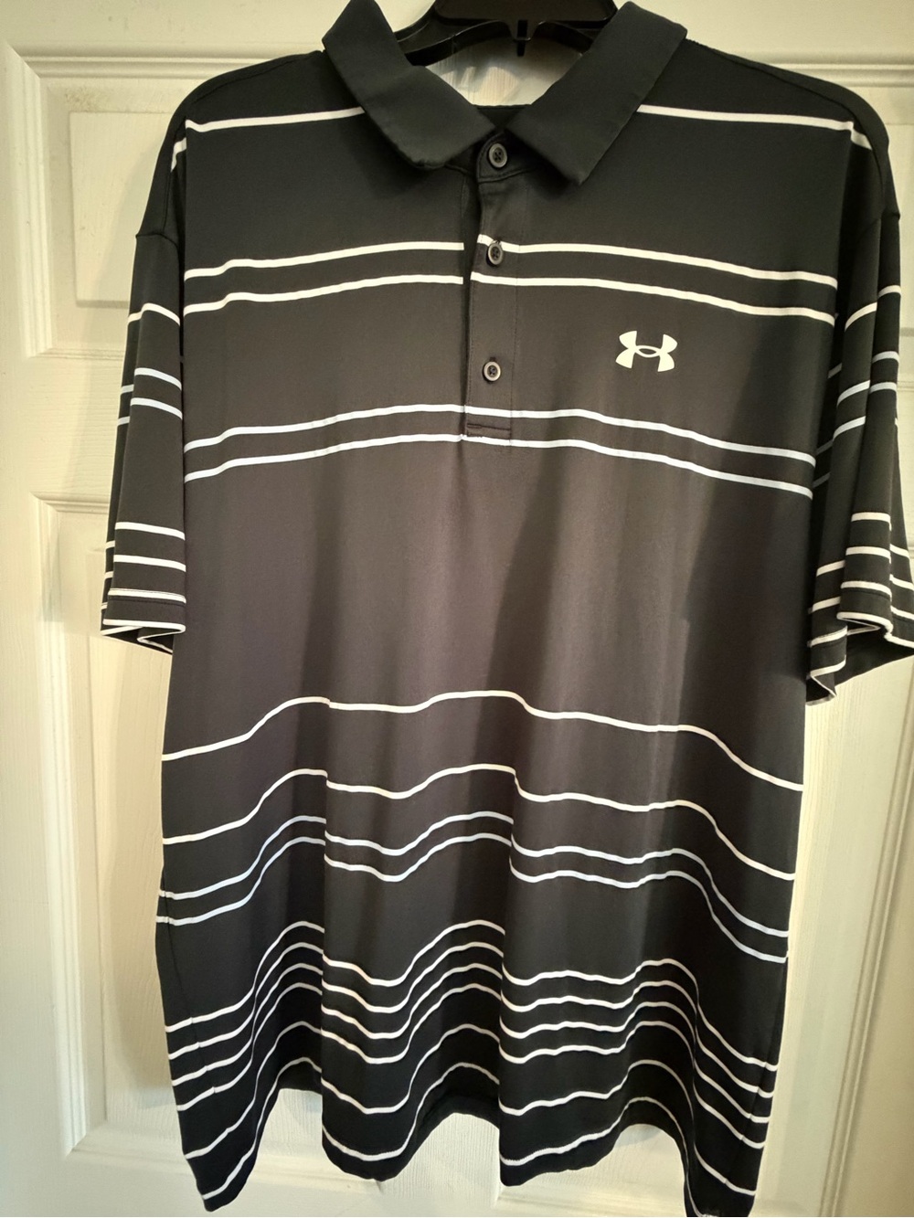 Under Armour Playoff Polo Men’s XXL Black Light Blue White Striped HeatGear Golf